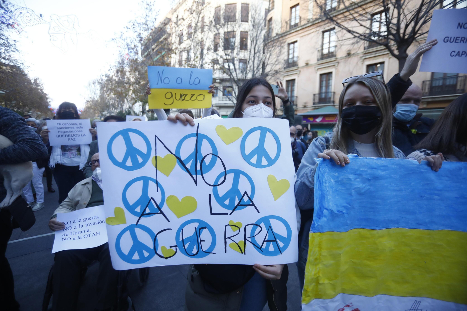 Las fotografías de la concentración en Córdoba contra la guerra de Ucrania
