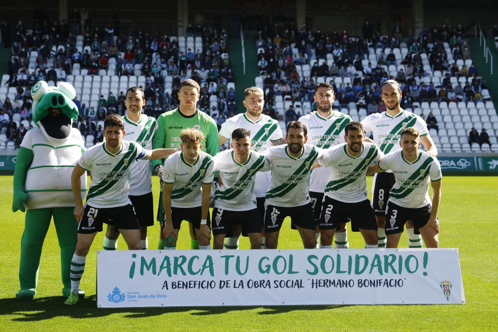 La victoria del Córdoba CF ante el Mensajero, en imágenes