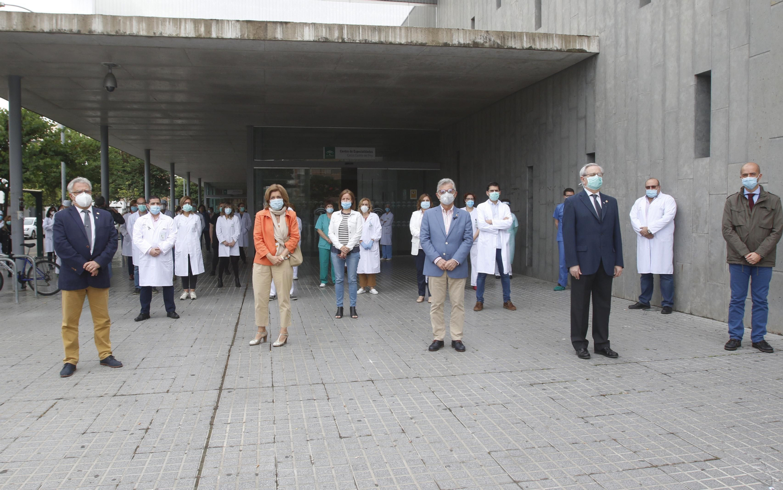 Las fotos del homenaje a los médicos fallecidos por el coronavirus celebrado en Córdoba Las fotos del homenaje a los médicos fallecidos por el coronavirus celebrado en Córdoba