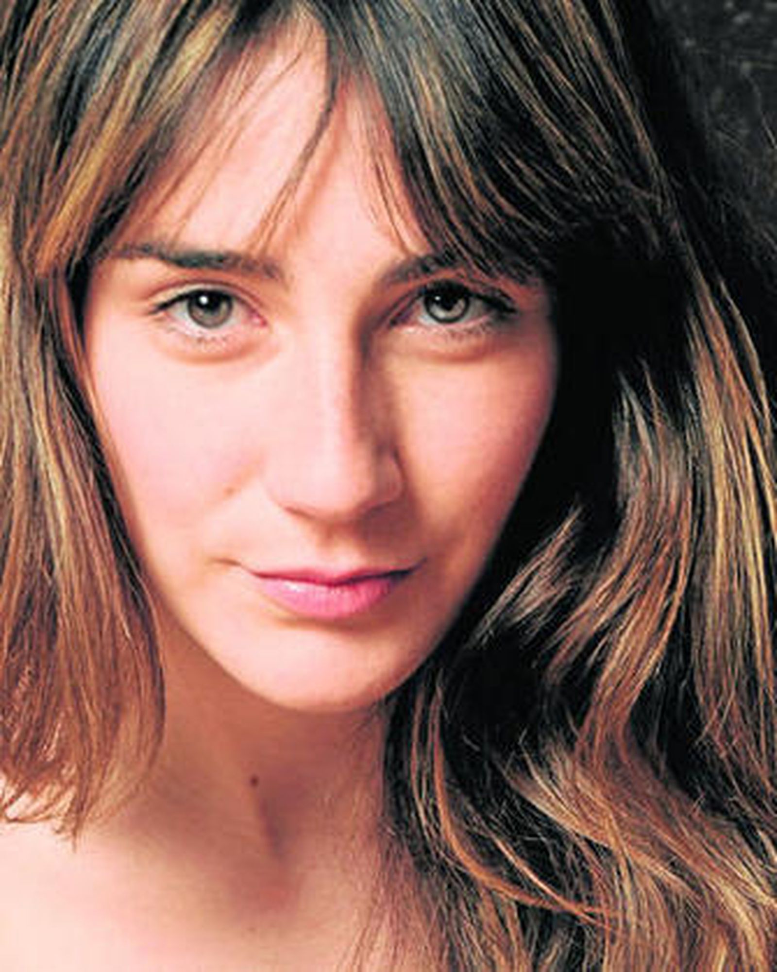 "Soy una mujer con los pies en la cabeza"