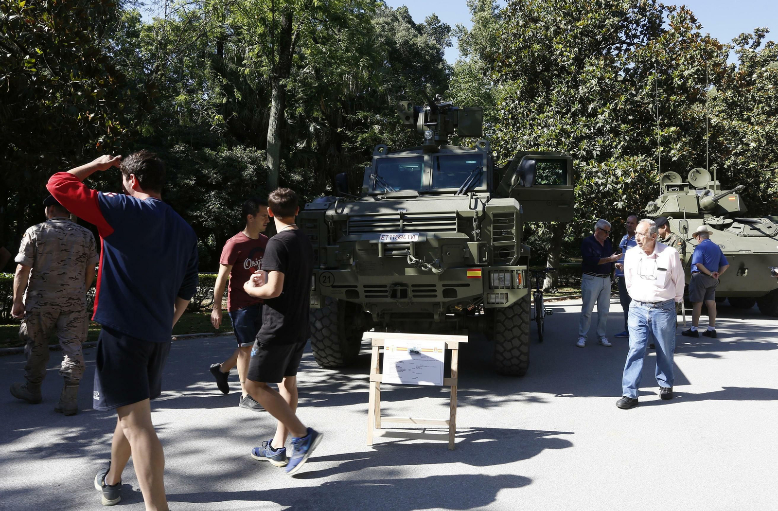 La exposición del Ejército en el Parque de María Luisa