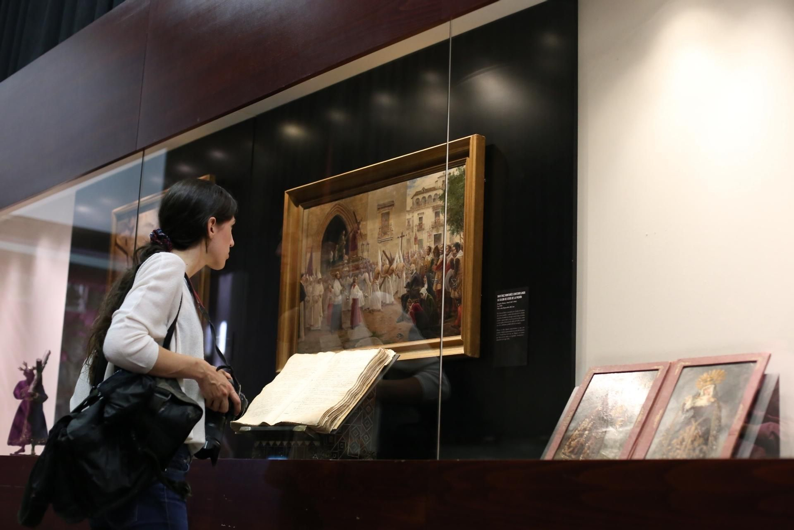 La exposición 'Pasión según Sevilla', en imágenes