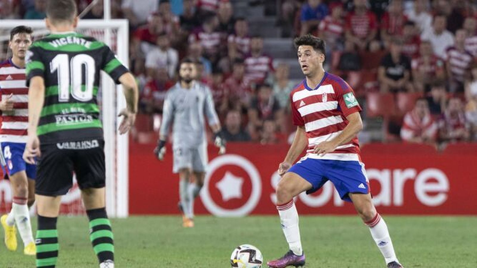 Meseguer, en un partido con el Granada