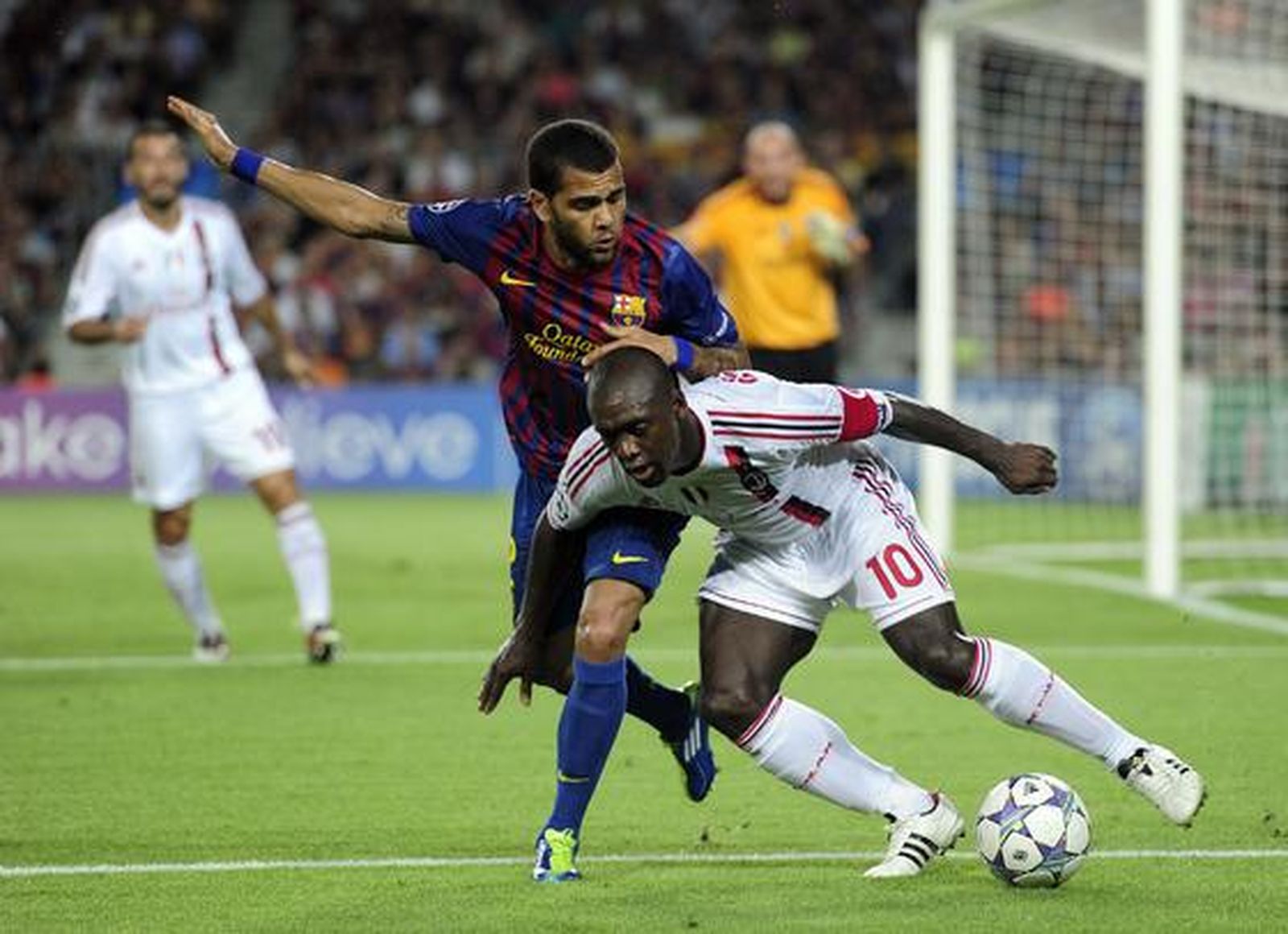 El Barcelona no consiguió pasar del empate ante un Milán muy a la italiana.

Foto: afp