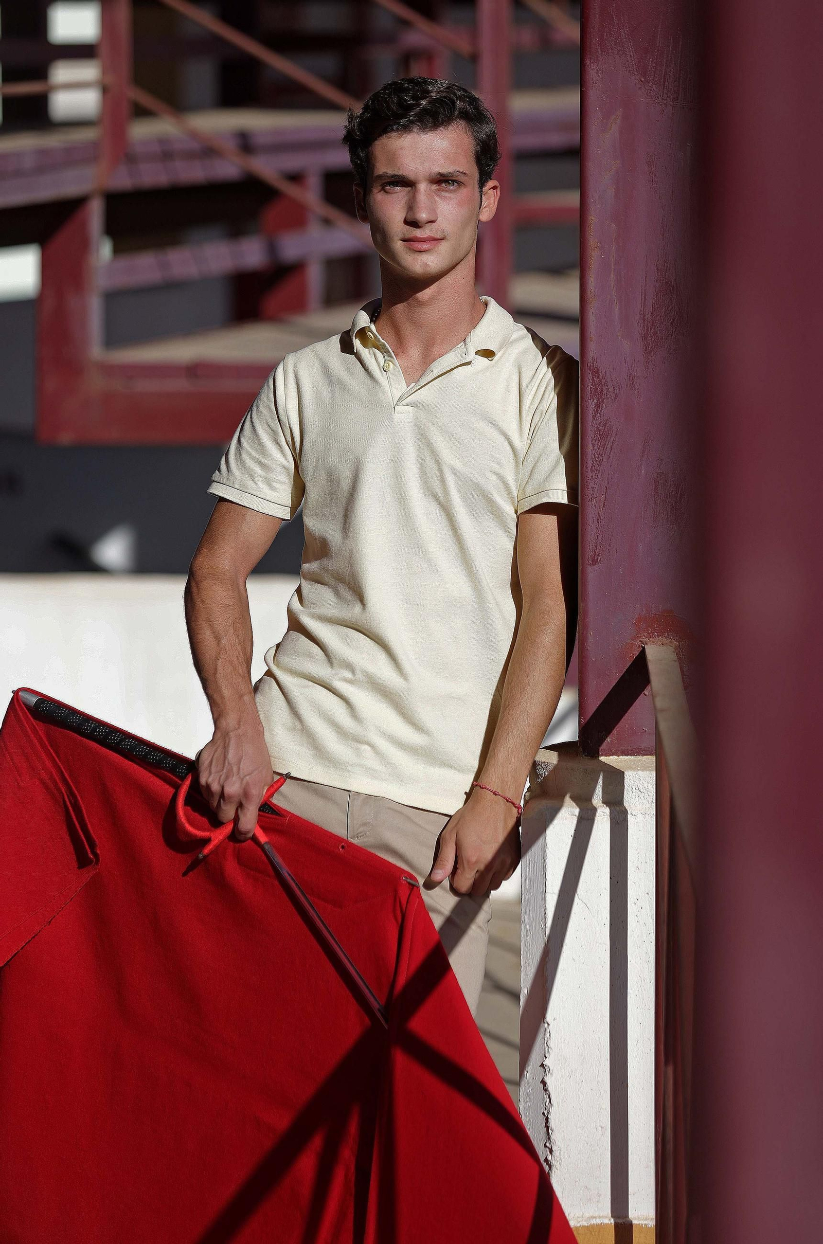 Las fotos del regreso a la plaza del novillero linense Juan Jesús Rodríguez tras su grave cogida