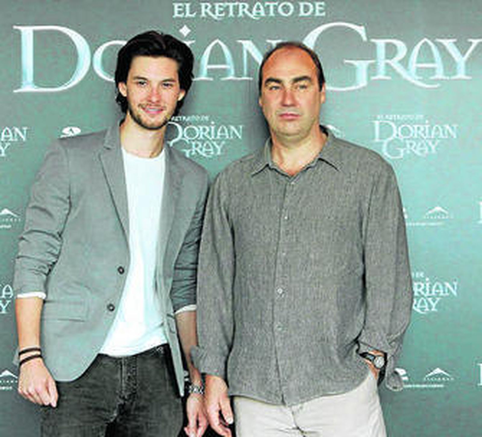 Ben Barnes y Oliver Parker, ayer, en Madrid.