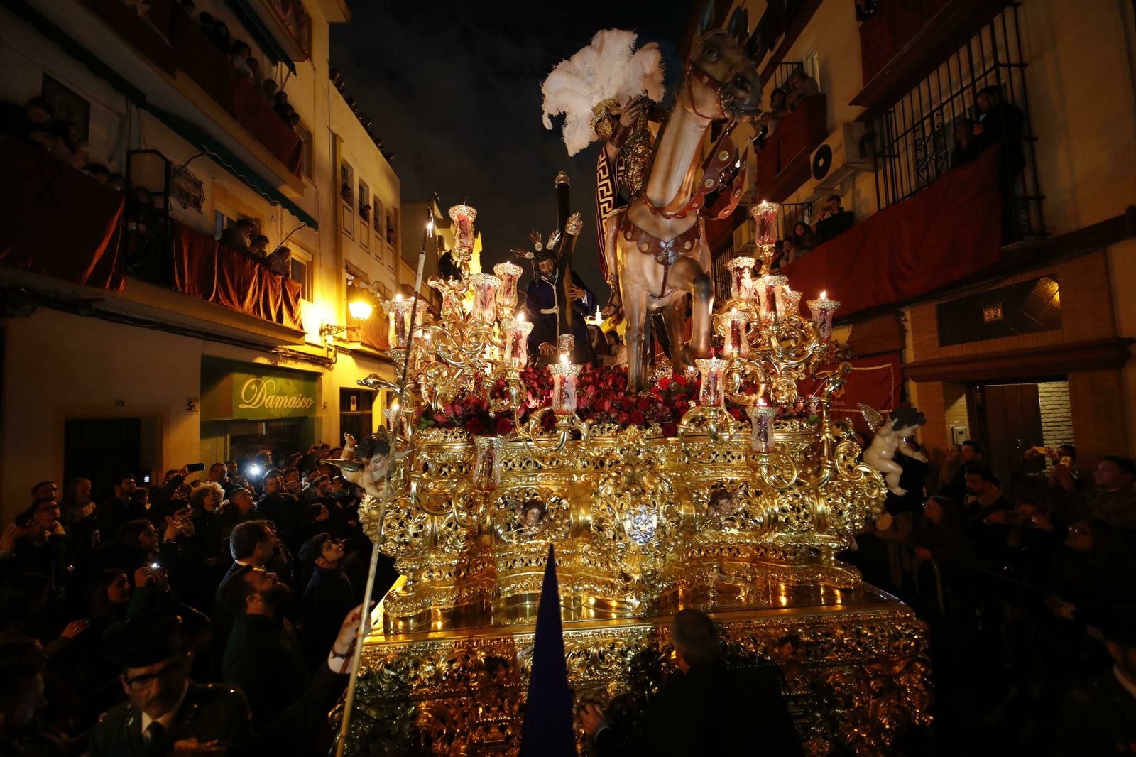 Las imágenes de la Esperanza de Triana