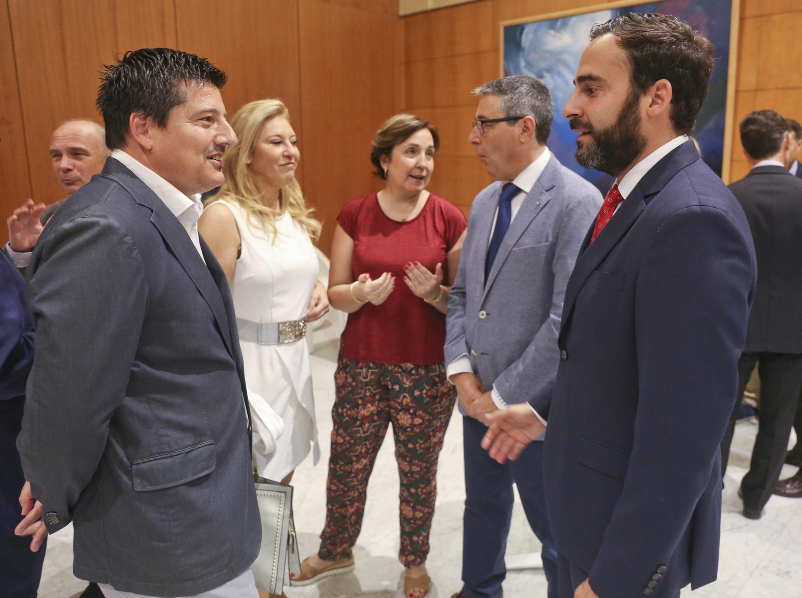 Las imágenes del Foro Joly con Elías Bendodo