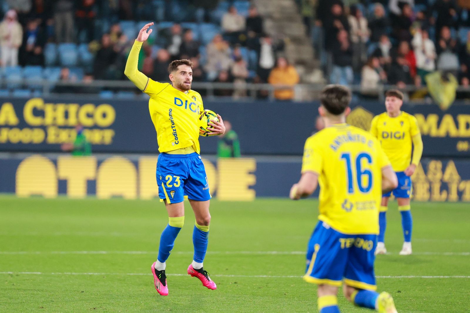 Las imágenes del Cádiz CF-Granada