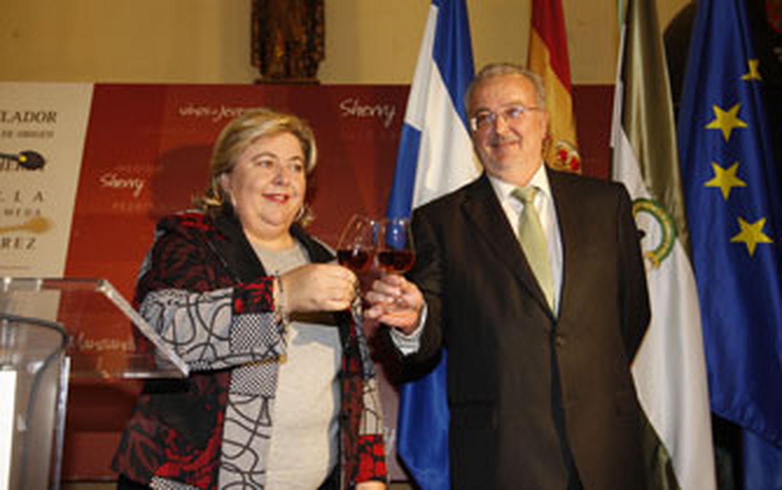 El Consejo denuncia la "persecución" de Competencia y recurrirá la sanción