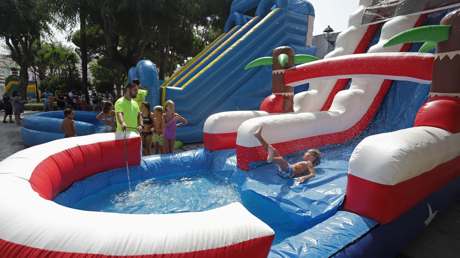 Fotos de la Fiesta del Agua en San Roque