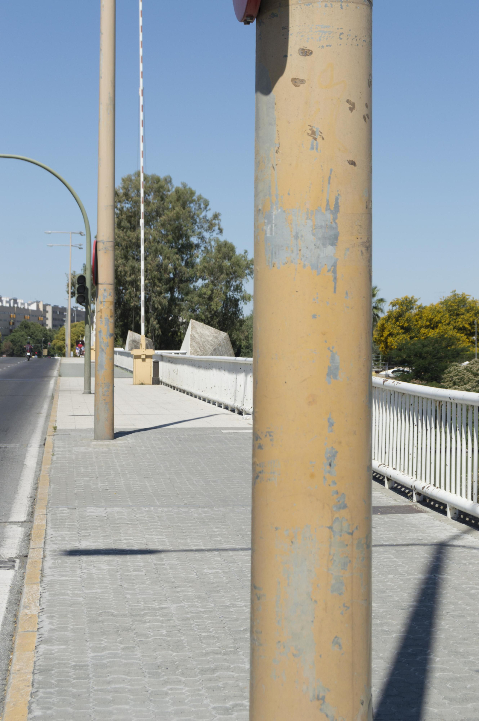 El deterioro del puente de las Delicias