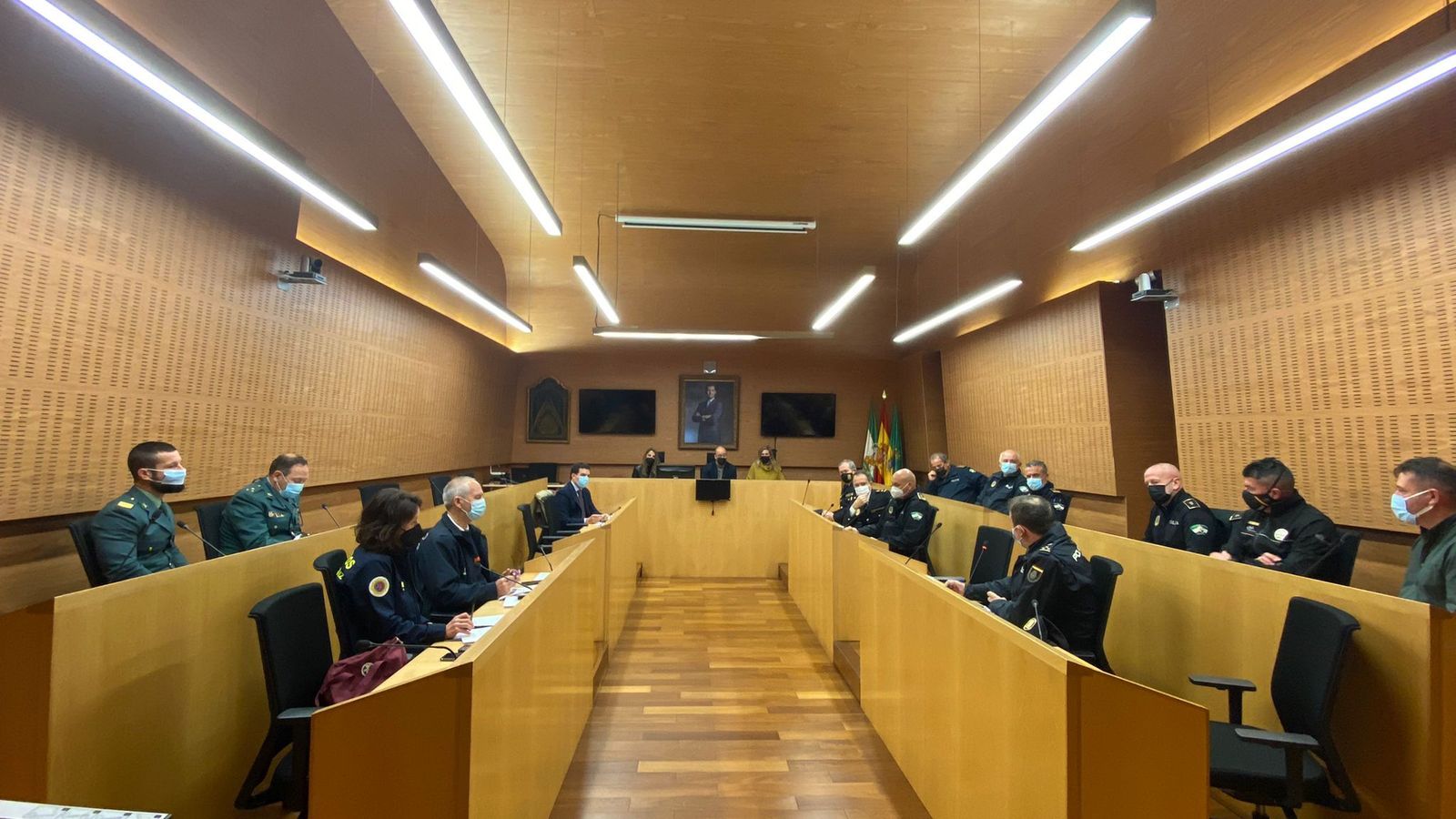 Mandos de los Cuerpos de Seguridad y responsables políticos han asistido al encuentro para coordinar el dispositivo.