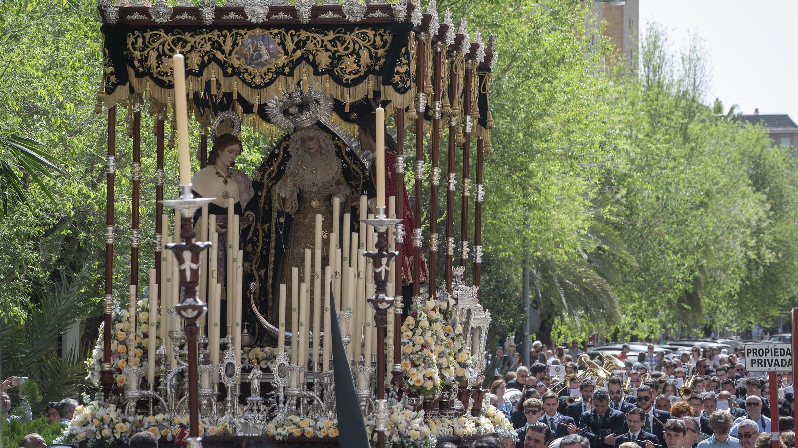 Una imagen de la hermandad del Sol.