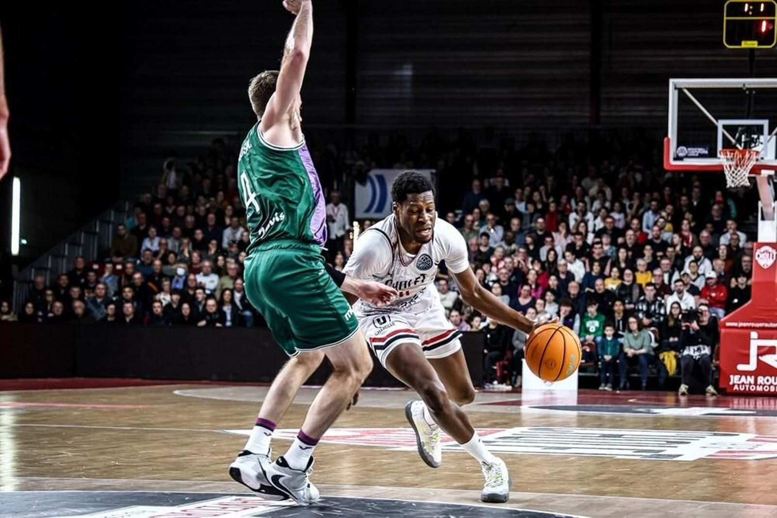 El Cholet - Unicaja, en fotos