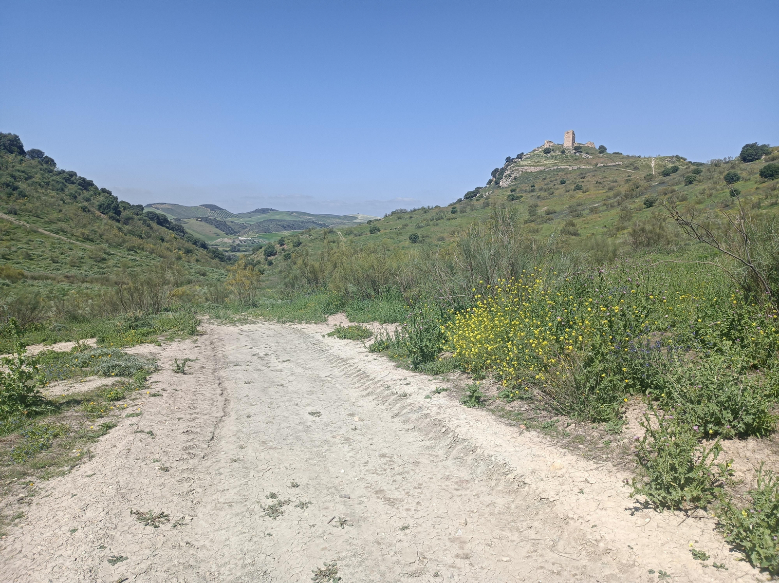Las imágenes de la ruta alrededor del Castillo de Luna