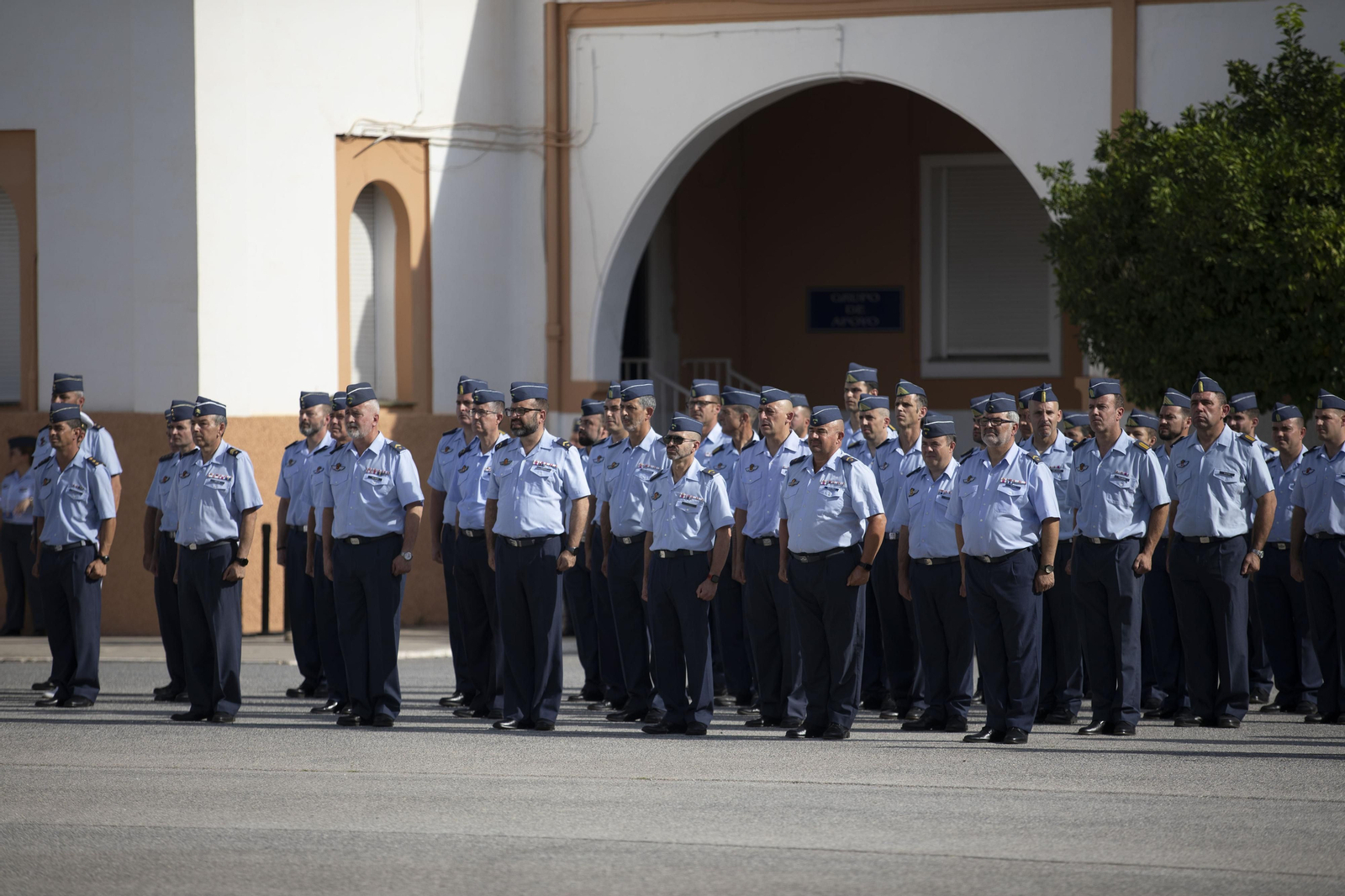 Así ha sido la toma de posesión como jefe de la Base Aérea de Armilla del coronel Miguel Durán Gálvez