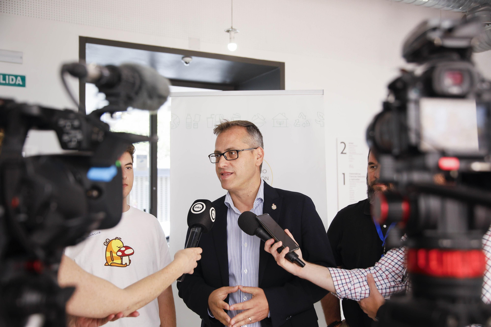 LAB de Innovación Abierta ‘Almería Residuo Cero: la economía circular para transformar la ciudad’, en imágenes