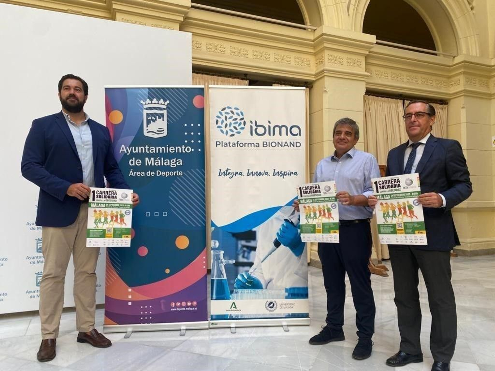Presentación en el Ayuntamiento de la primera carrera solidaria contra la obesidad en Málaga