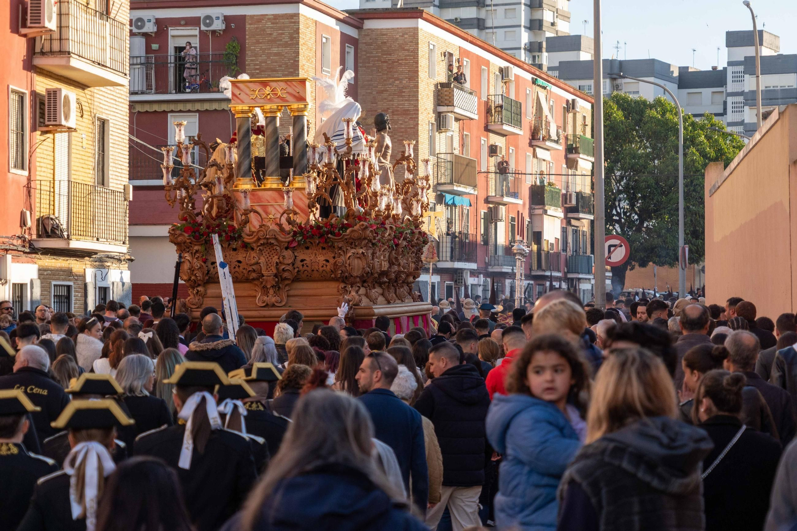Martes Santo: Imágenes de la procesión de La Sentencia
