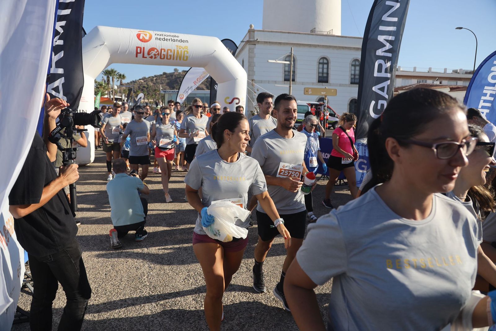 El Nationale-Nederlanden Plogging Tour de Málaga, en fotos