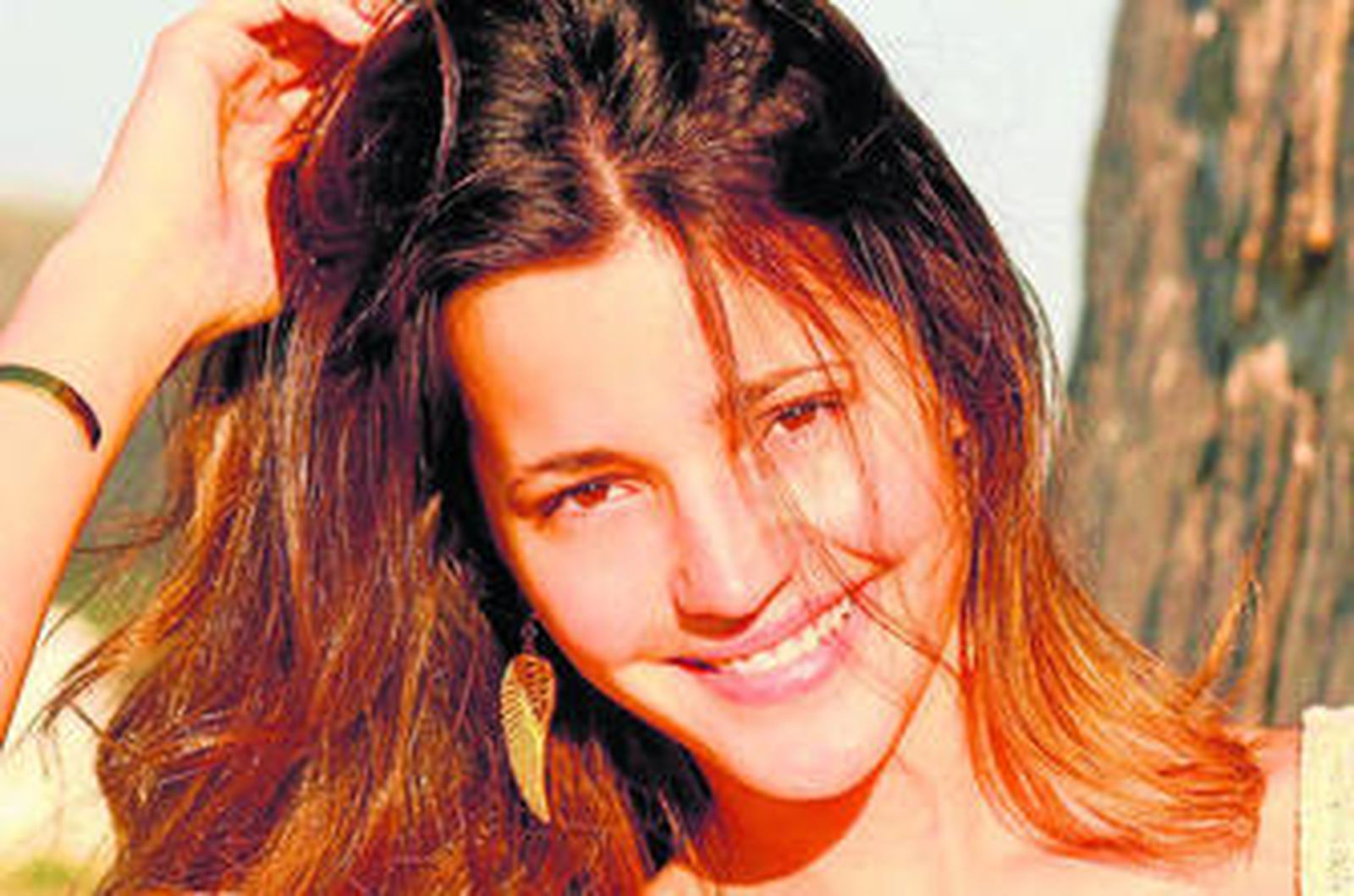 Primer plano de la bellísima modelo, que se dió a conocer en el concurso SuperModelo en el año 2006.