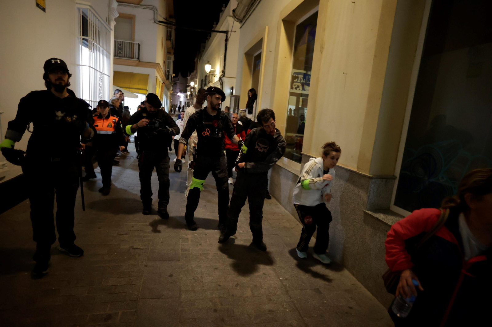 Imágenes: Los zombies toman las calles de Chiclana