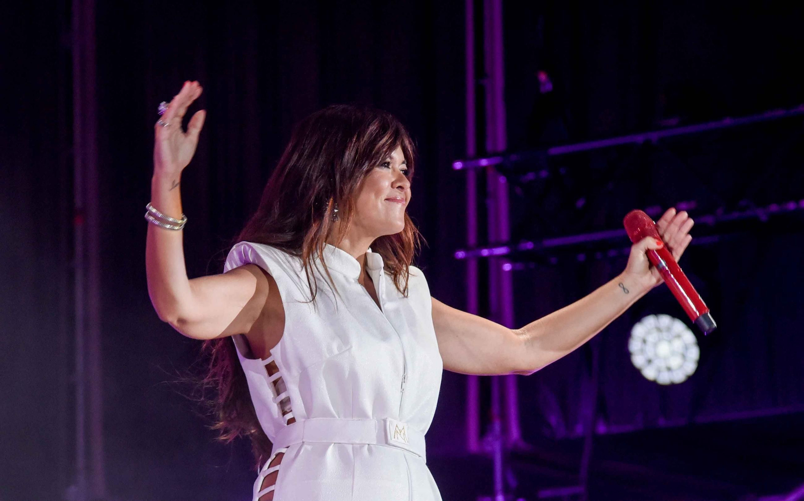 Vanesa Martín en la Plaza de la Maestranza de Sevilla 2025