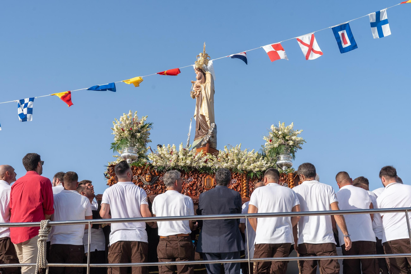 Imágenes de la Solemne Procesión marítima de la Virgen del Carmen en Punta Umbría