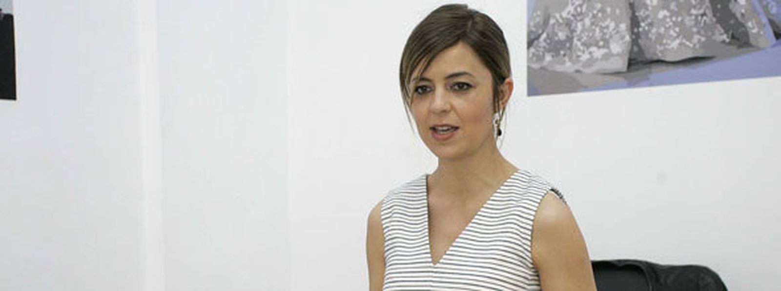 Patricia Rosales durante un curso de diseño de zapatos. / RAFAEL GONZÁLEZ