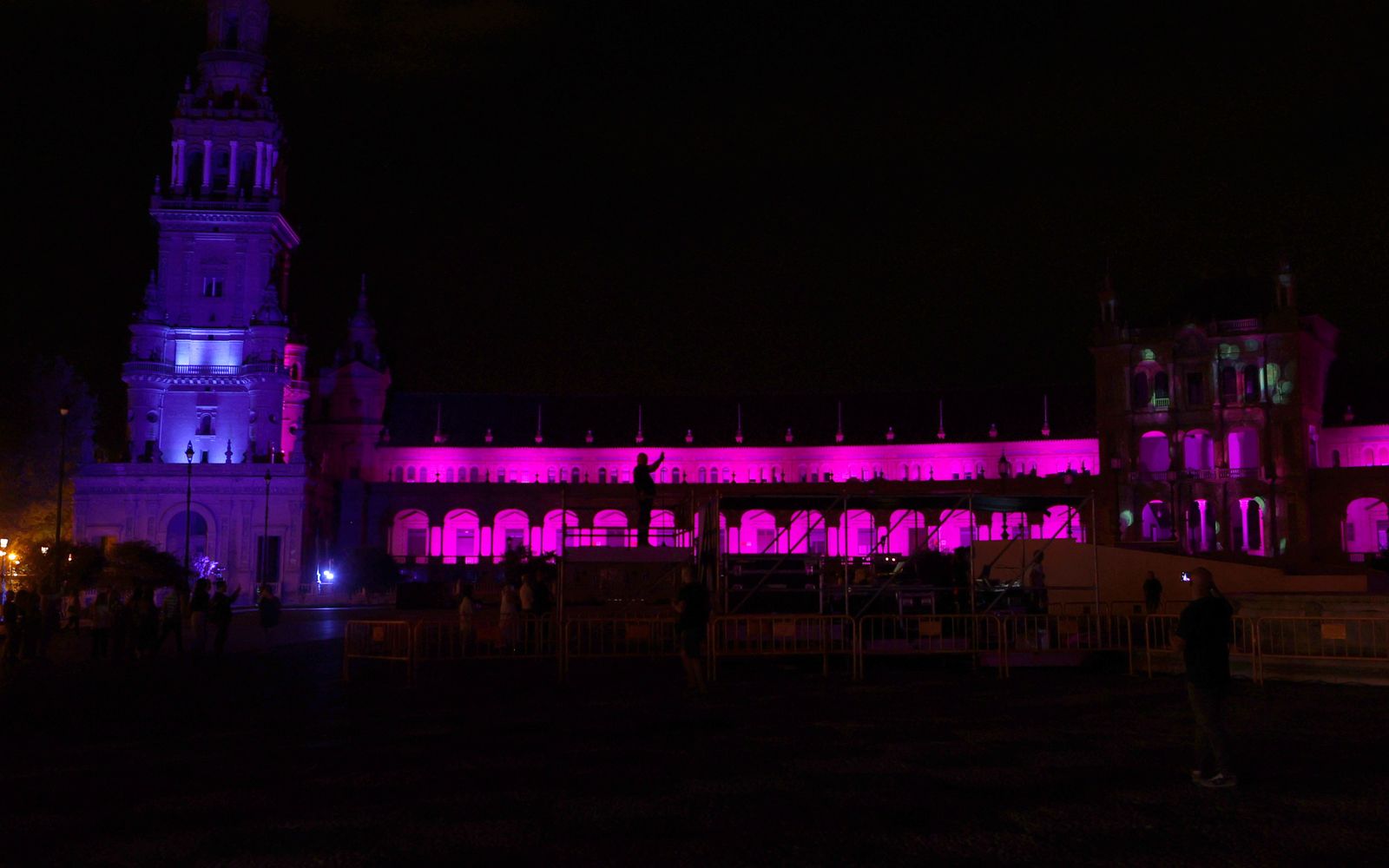 El espectáculo de luces y sonido de ICÓNICA en imágenes