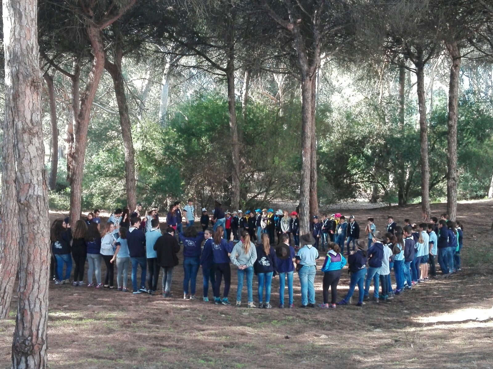 Una de las actividades en el campo del grupo Cruz del Sur.