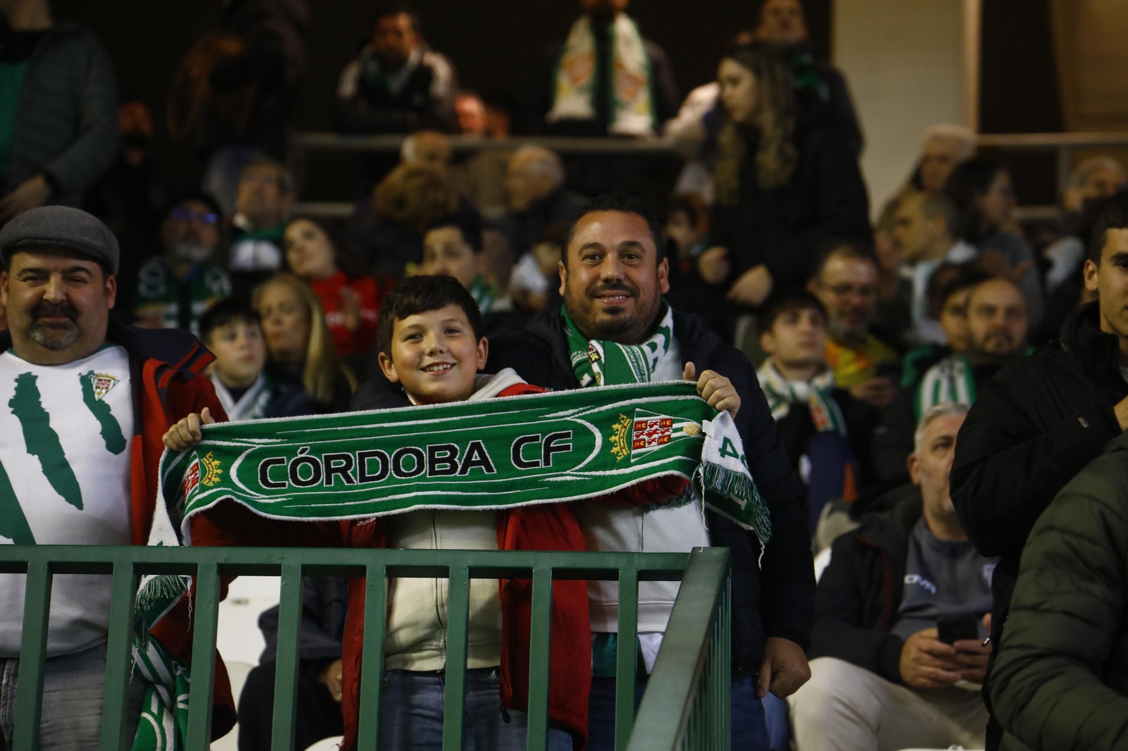 El vibrante ambiente en El Arcángel para el Córdoba CF - Sporting de Gijón
