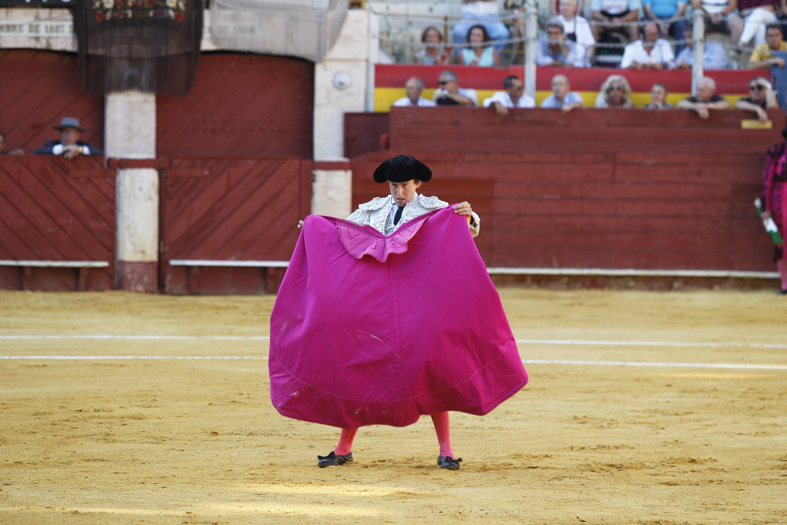 Fotogalería Primera Corrida de Toros. Feria de Almería 2019