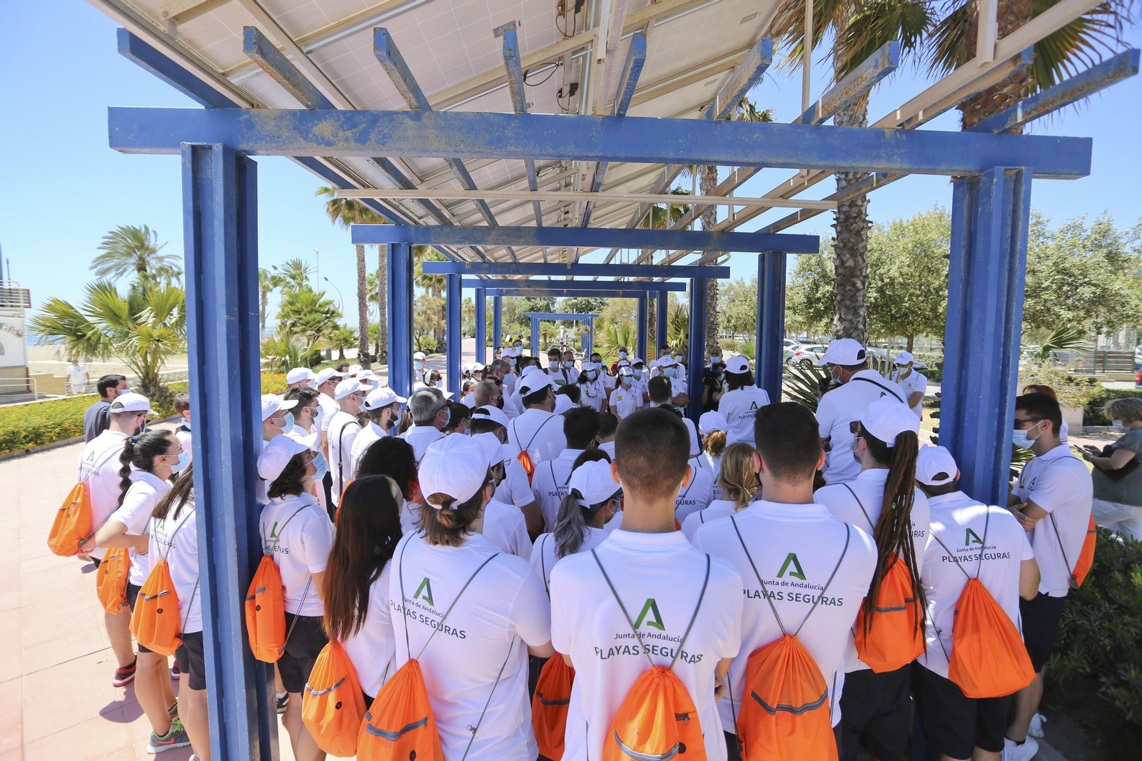 Fotos de los 90 vigilantes de la playa en Málaga capital