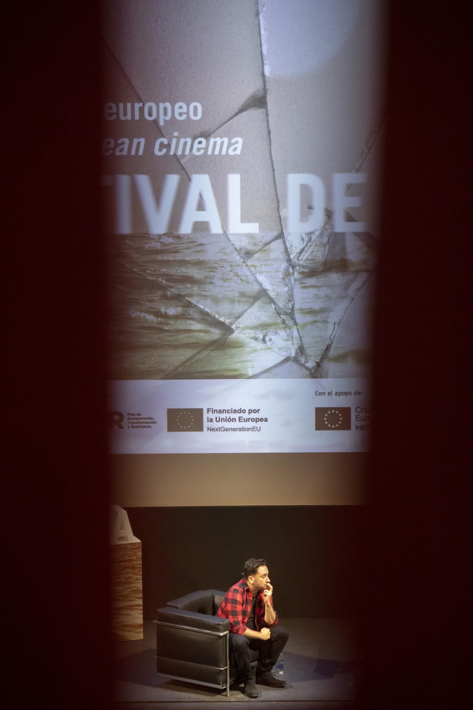 Juan Antonio Bayona.