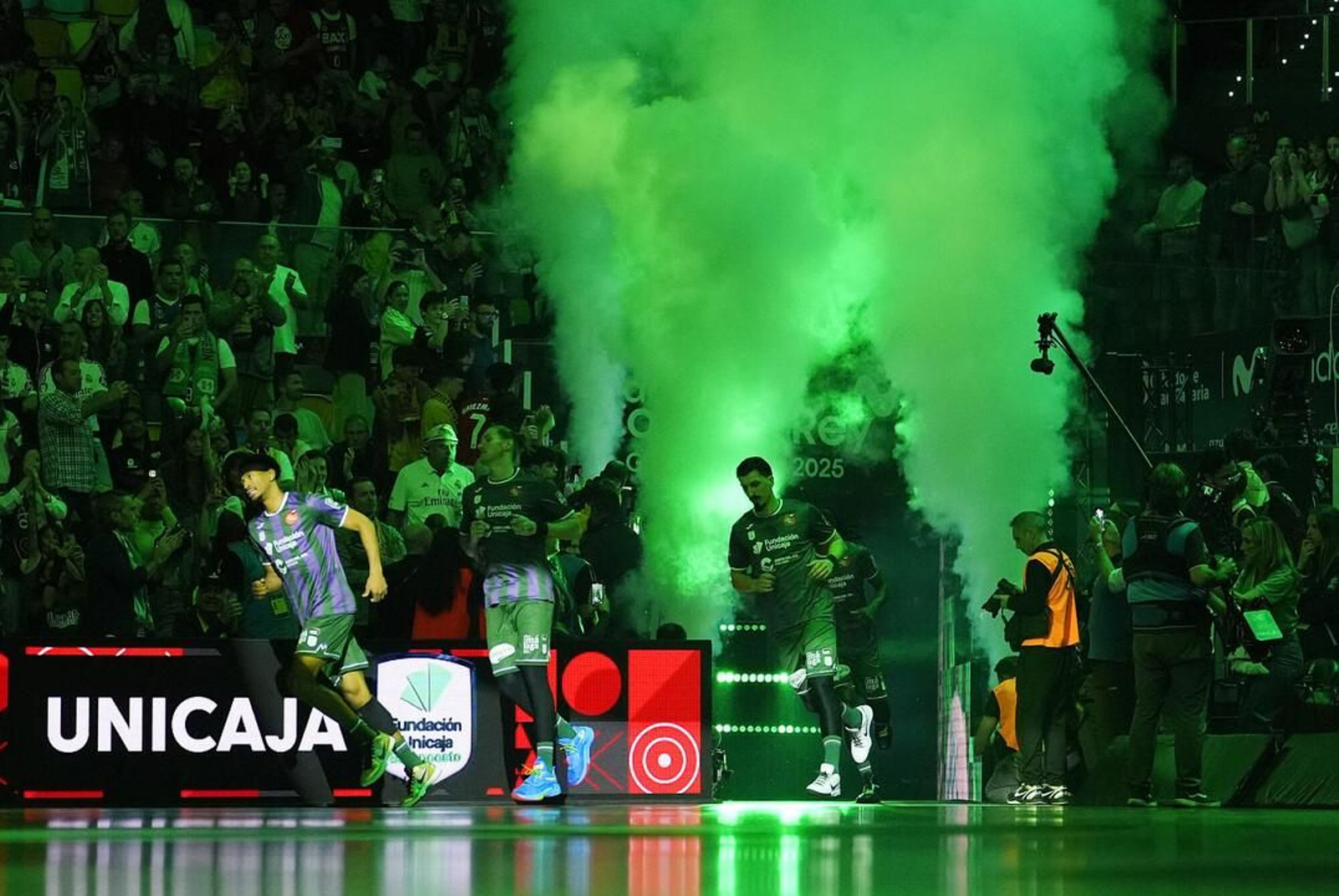 El Unicaja, campeón de Copa: Todas las imágenes del partido, la fiesta y la llegada a Málaga