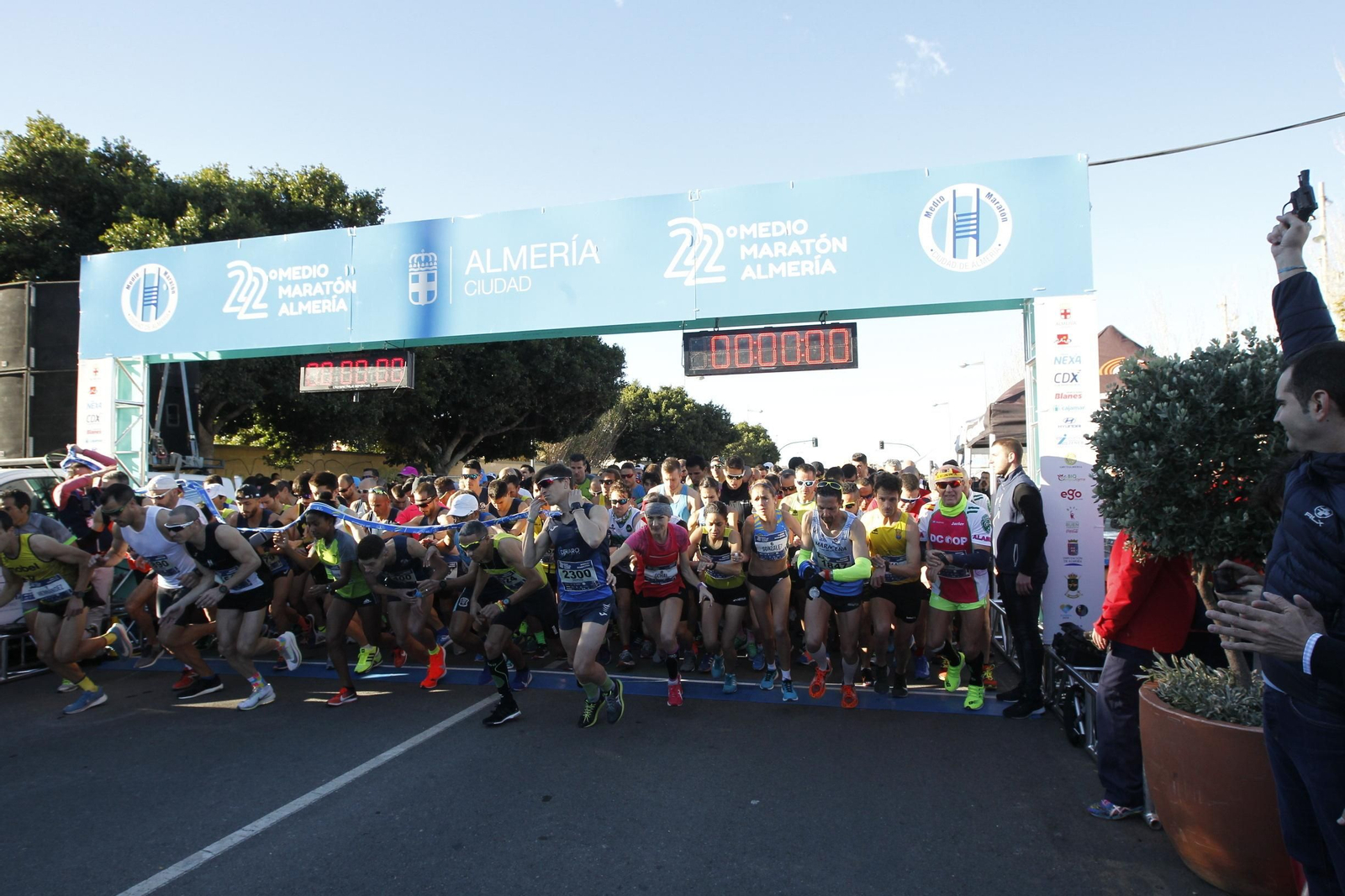 Galería gráfica de la XXII Media Maratón de Almería