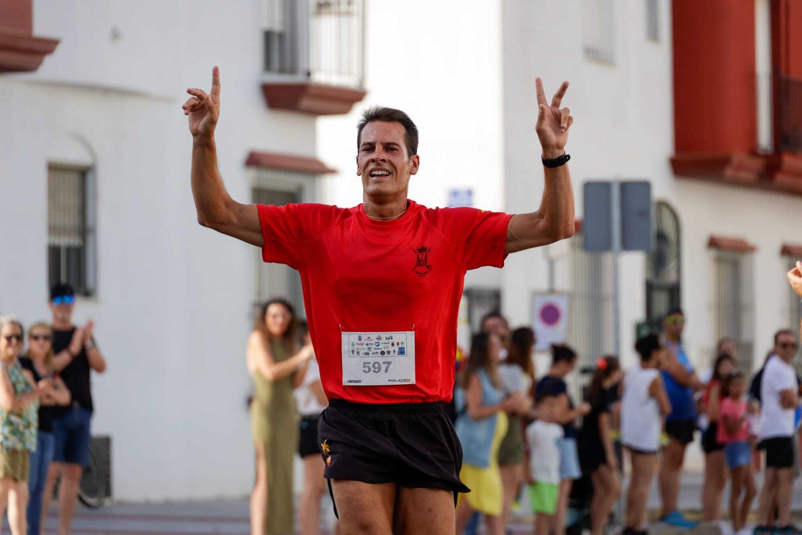 Las imágenes de la carrera Ruta 091 Kilómetros Solidarios celebrada en San Fernando