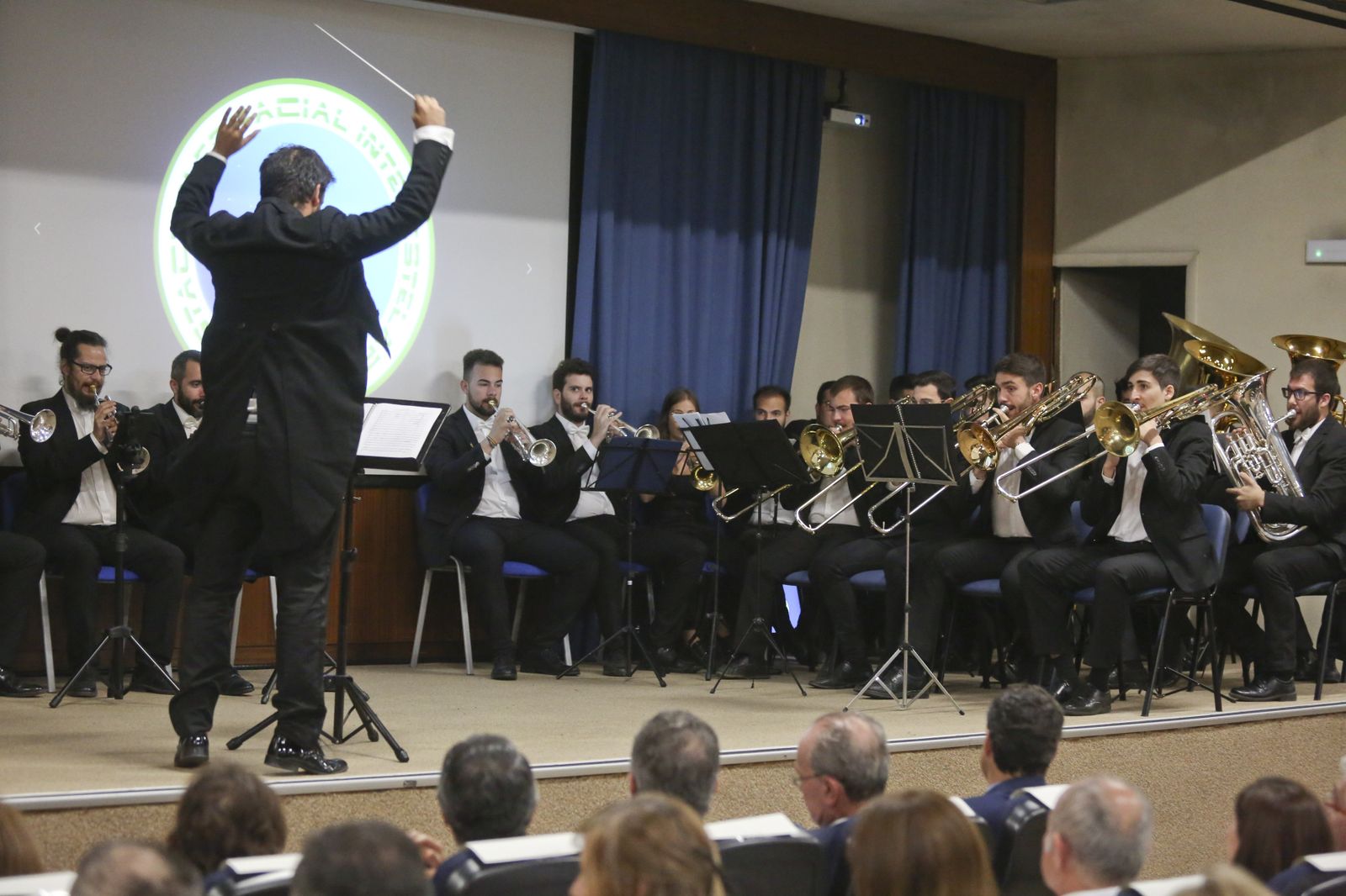 Las fotos de la presentación de la nave espacial de la Asociación contra el Cáncer en Málaga