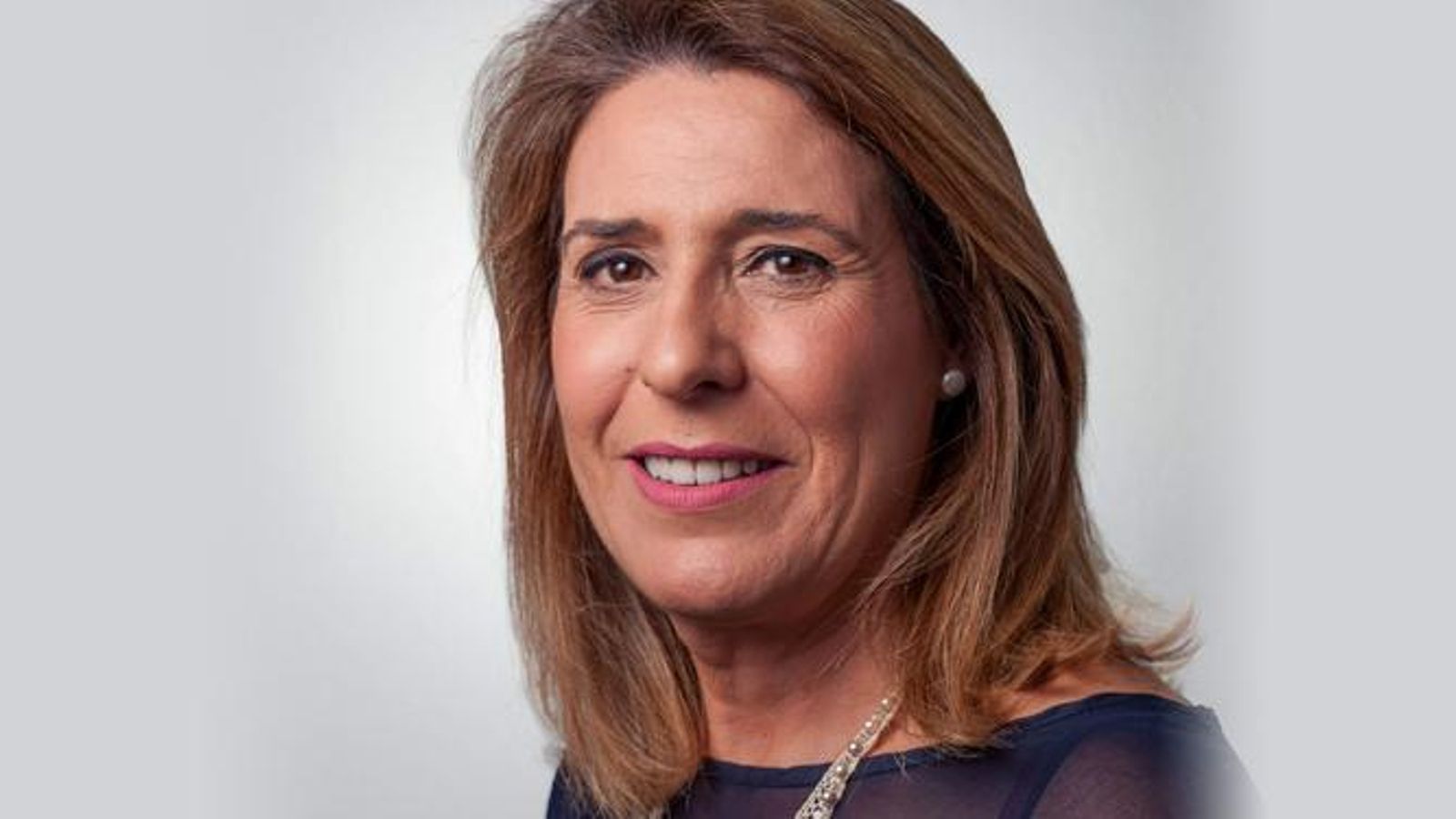 María de los Ángeles Martínez (PSOE). María de los Ángeles Martínez (PSOE).