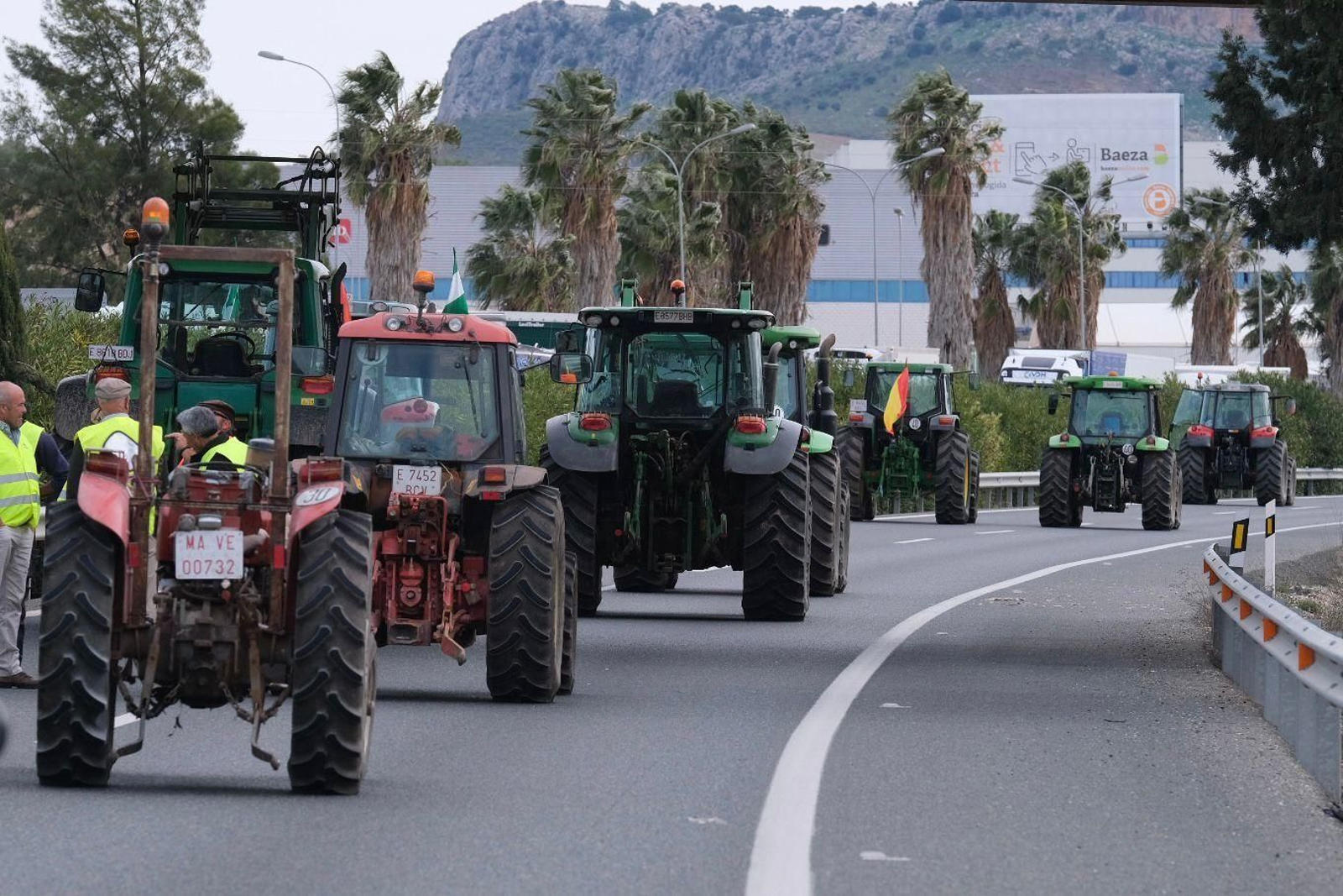 Tractorada en Málaga, la manifestación de los agricultores en fotos