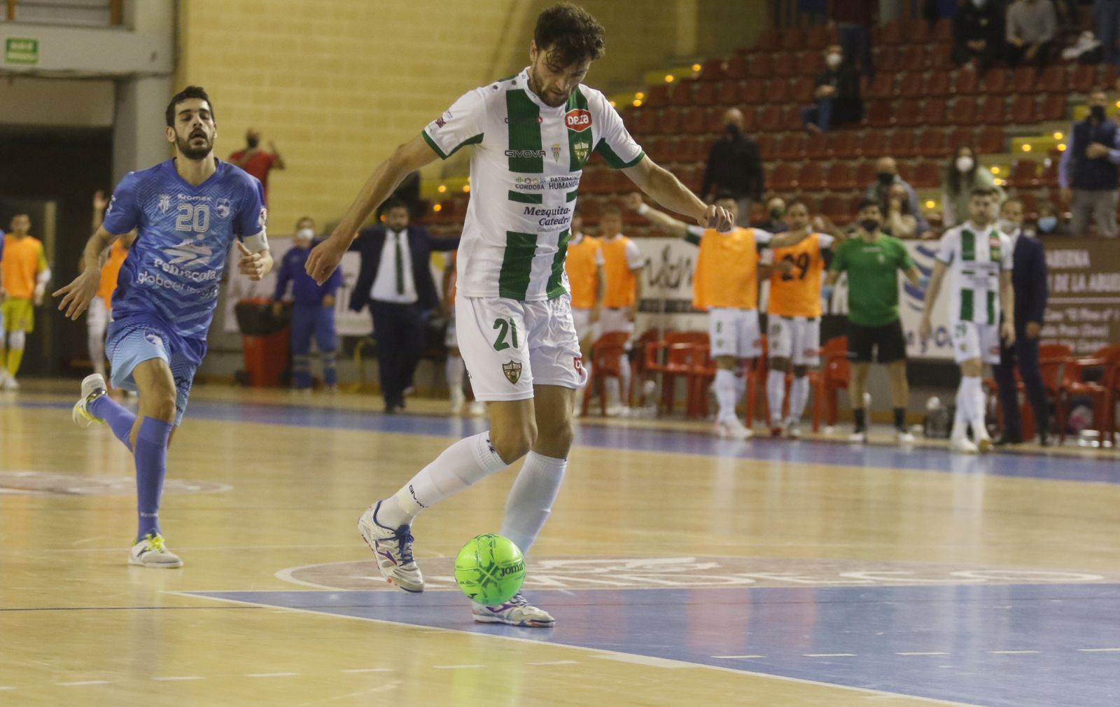 Fotografías: La victoria del Córdoba Futsal sobre el Peñíscola