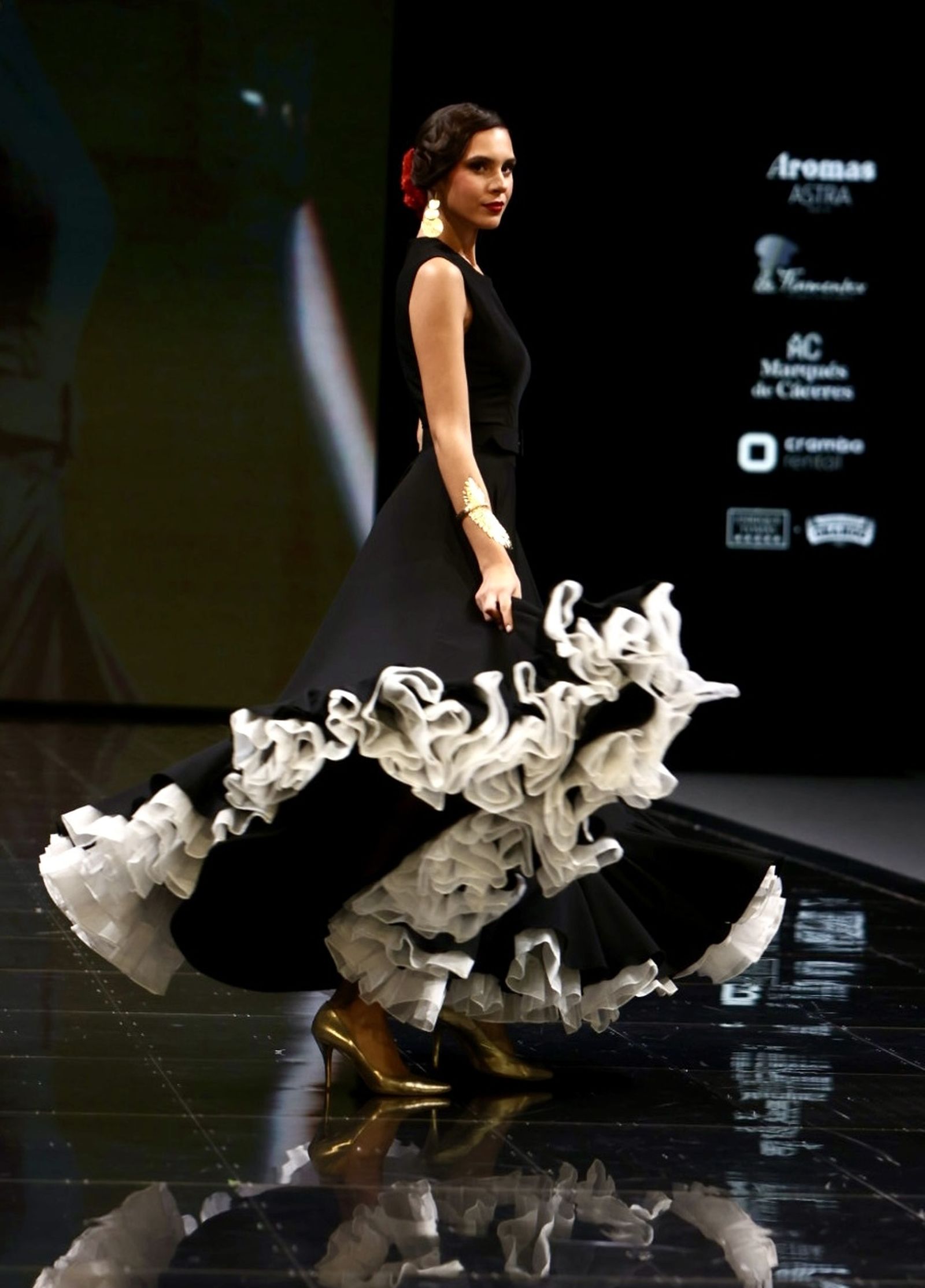 Desfile de Guillermo Peralta en SIMOF, todas las fotos