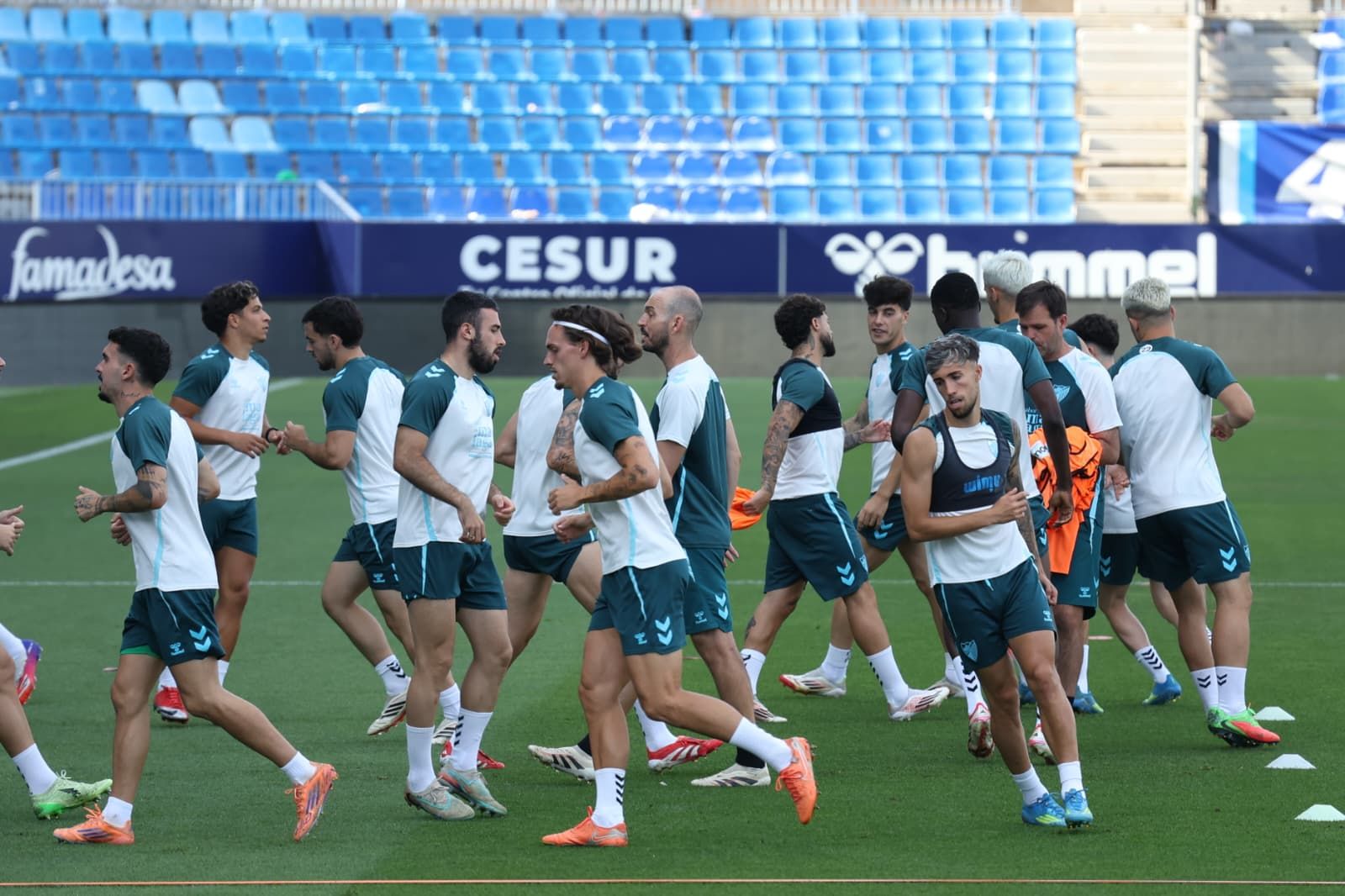 Un Málaga CF feliz ya piensa en el Almería y la final del play off