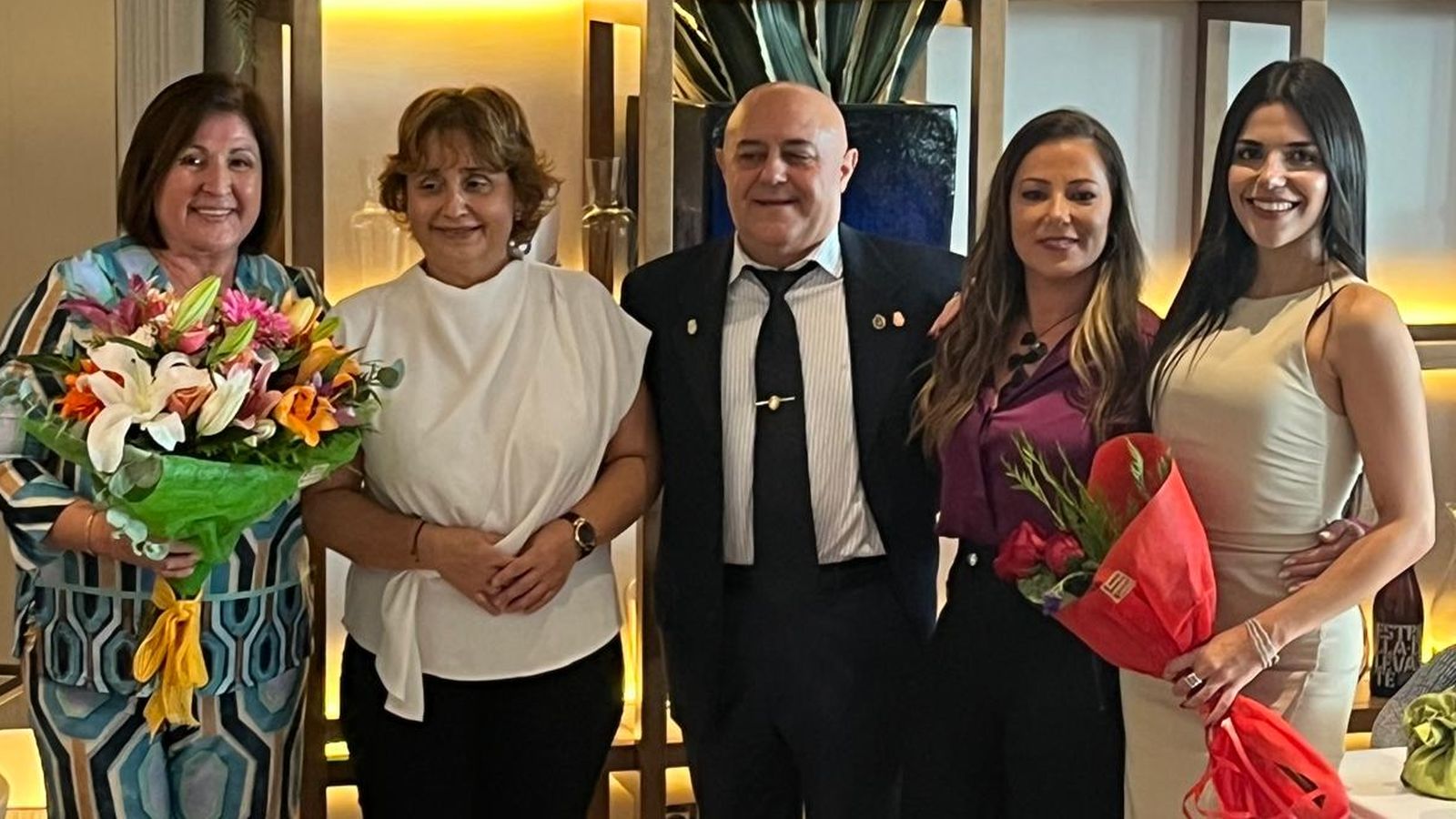 Así fue el homenaje a Francisco Martínez, jefe de Servicios de 'El Acebuche', por su jubilación