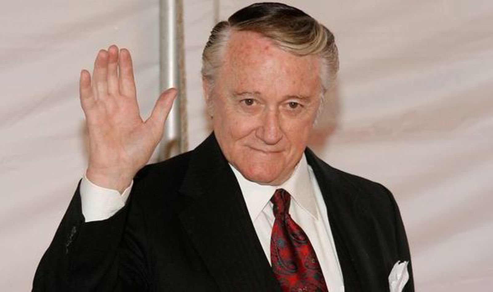 Robert Vaughn.
