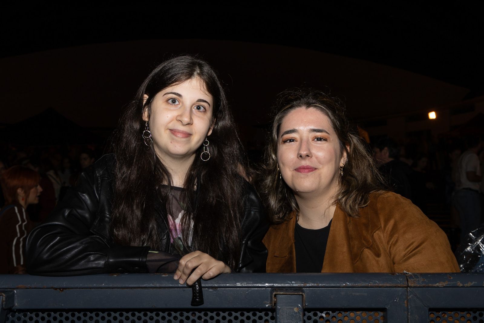 Feria de noche de San Lucas, Concierto de La Plazuela y La Mona Chita Rock, en imágenes