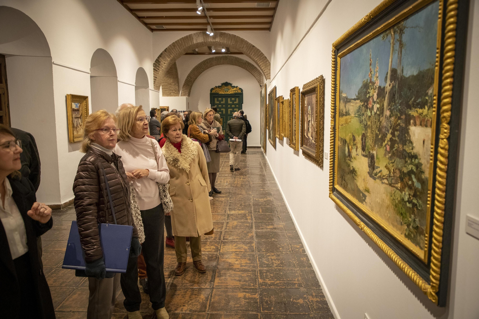 La inauguración de la exposición antológica del pintor Tomás Muñoz Lucena, en imágenes