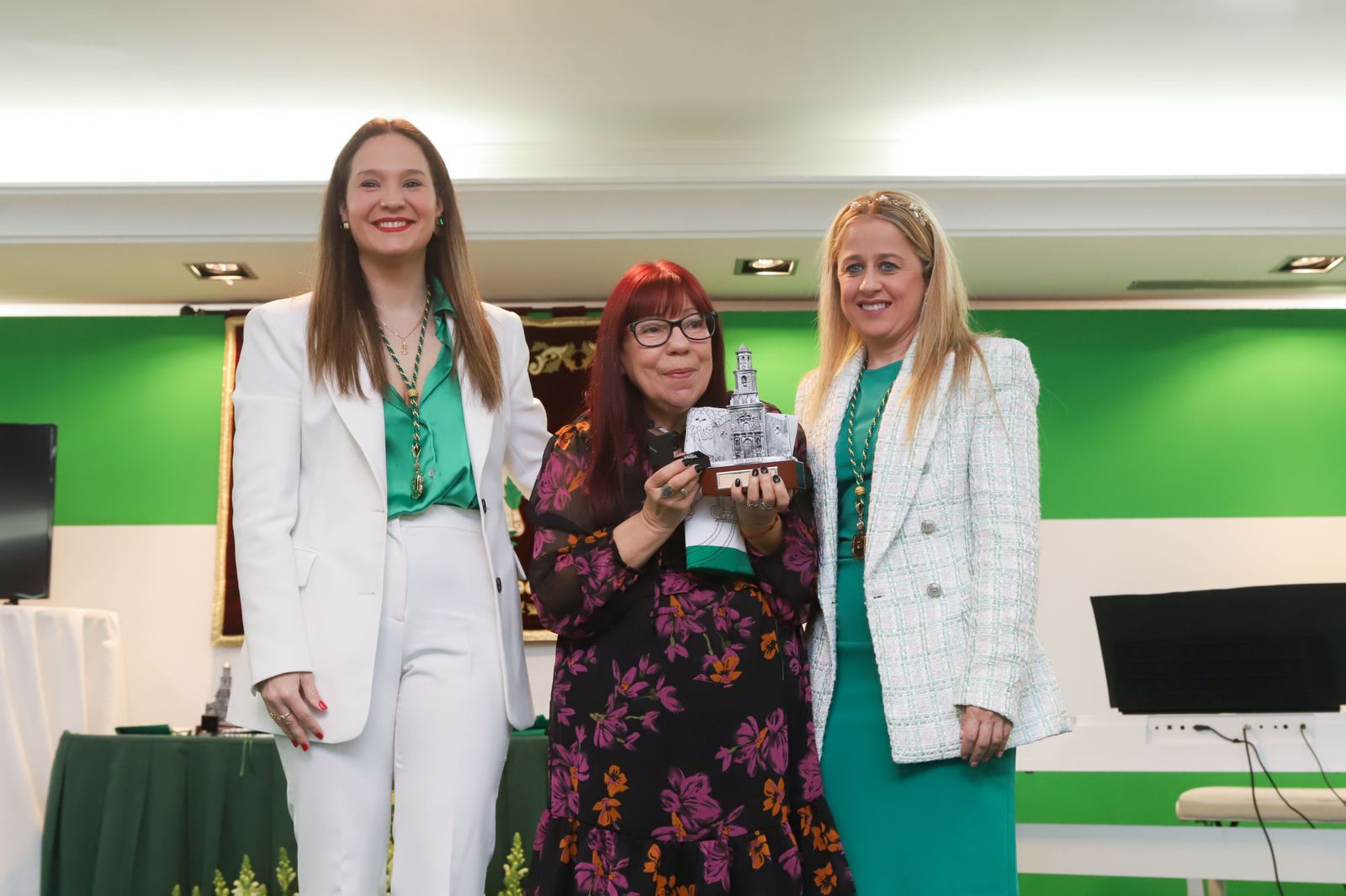 Las fotos de los galardonados del 28-F en Los Barrios.